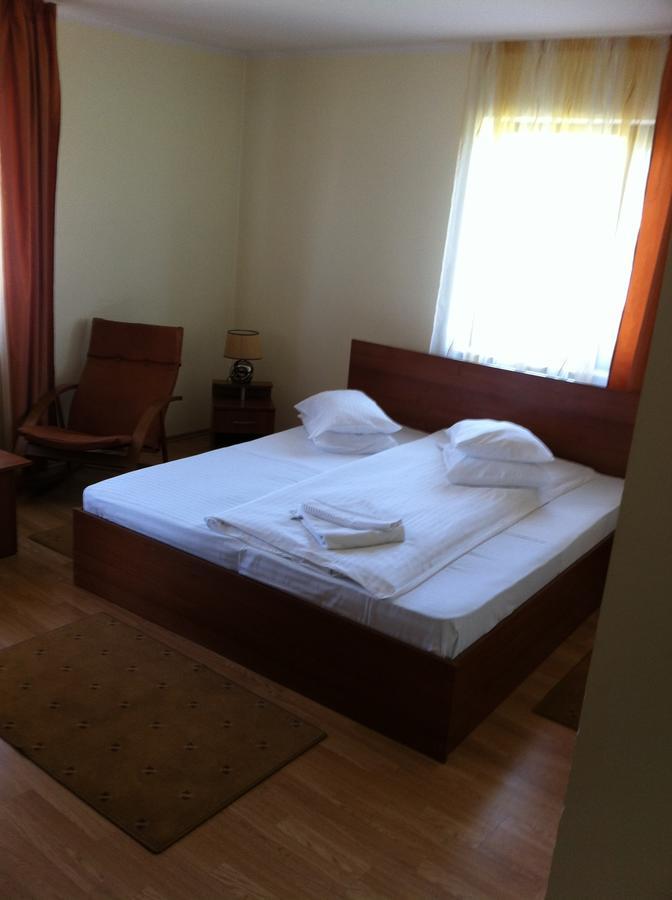 Jrb Hotel Doctor Petru Groza Εξωτερικό φωτογραφία