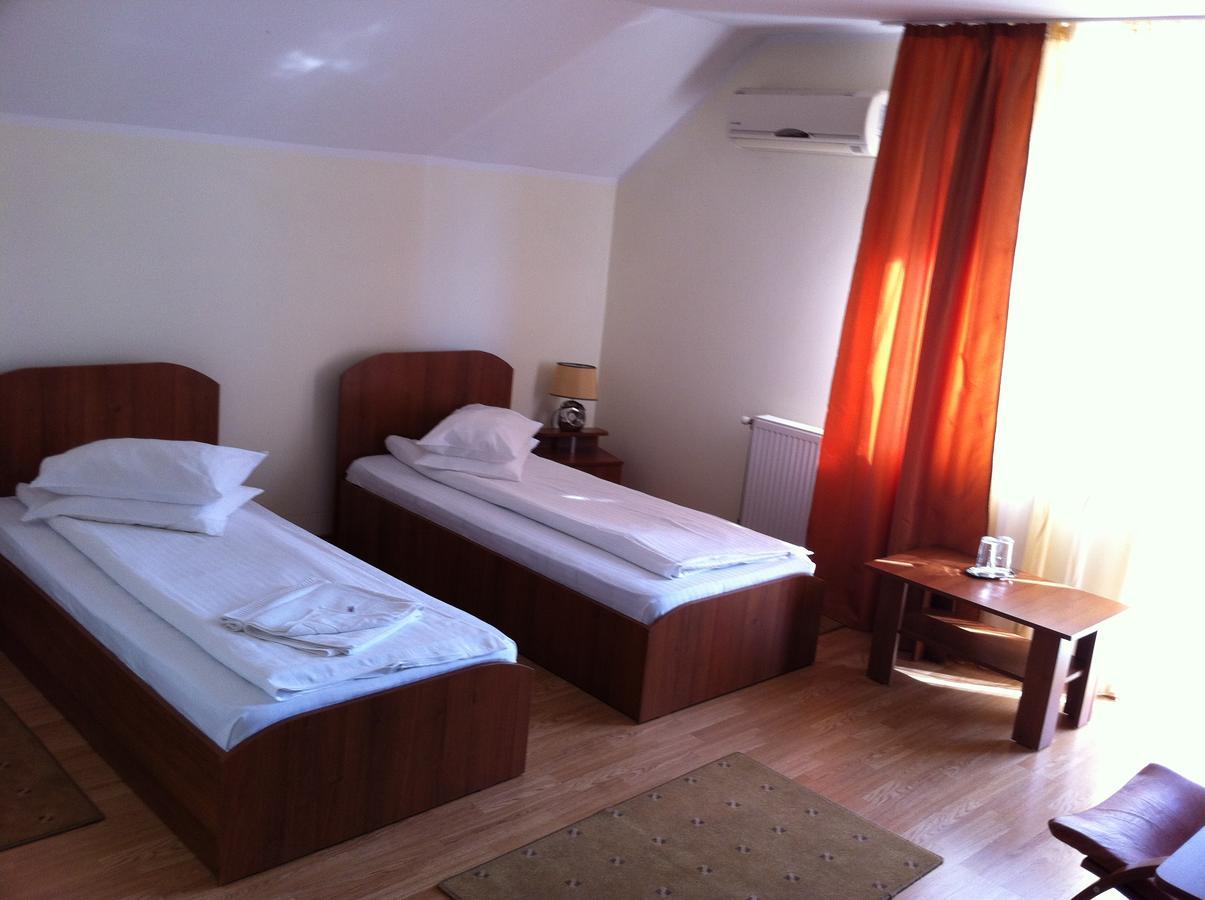 Jrb Hotel Doctor Petru Groza Εξωτερικό φωτογραφία
